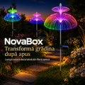 Lampă Solară Decorativă NovaBox 80 cm – Fibră Optică Multicoloră, Aprindere Automată pentru Grădină și Alee